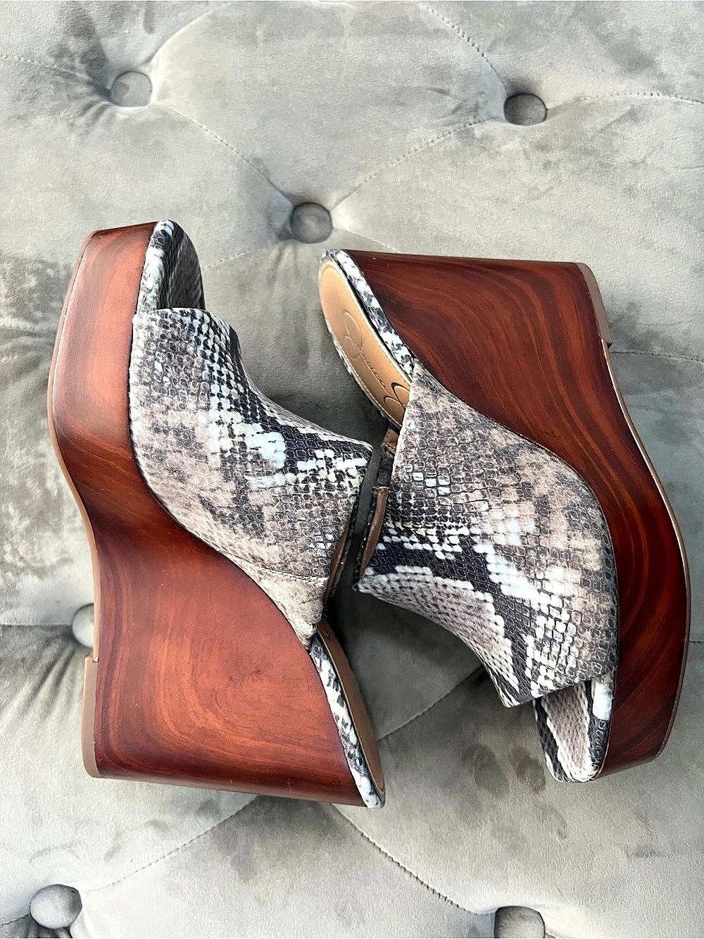 JS by Jessica Simpson JS Chantelle Snake Print Wedge Mules US 7M - Picture 4 of 6
